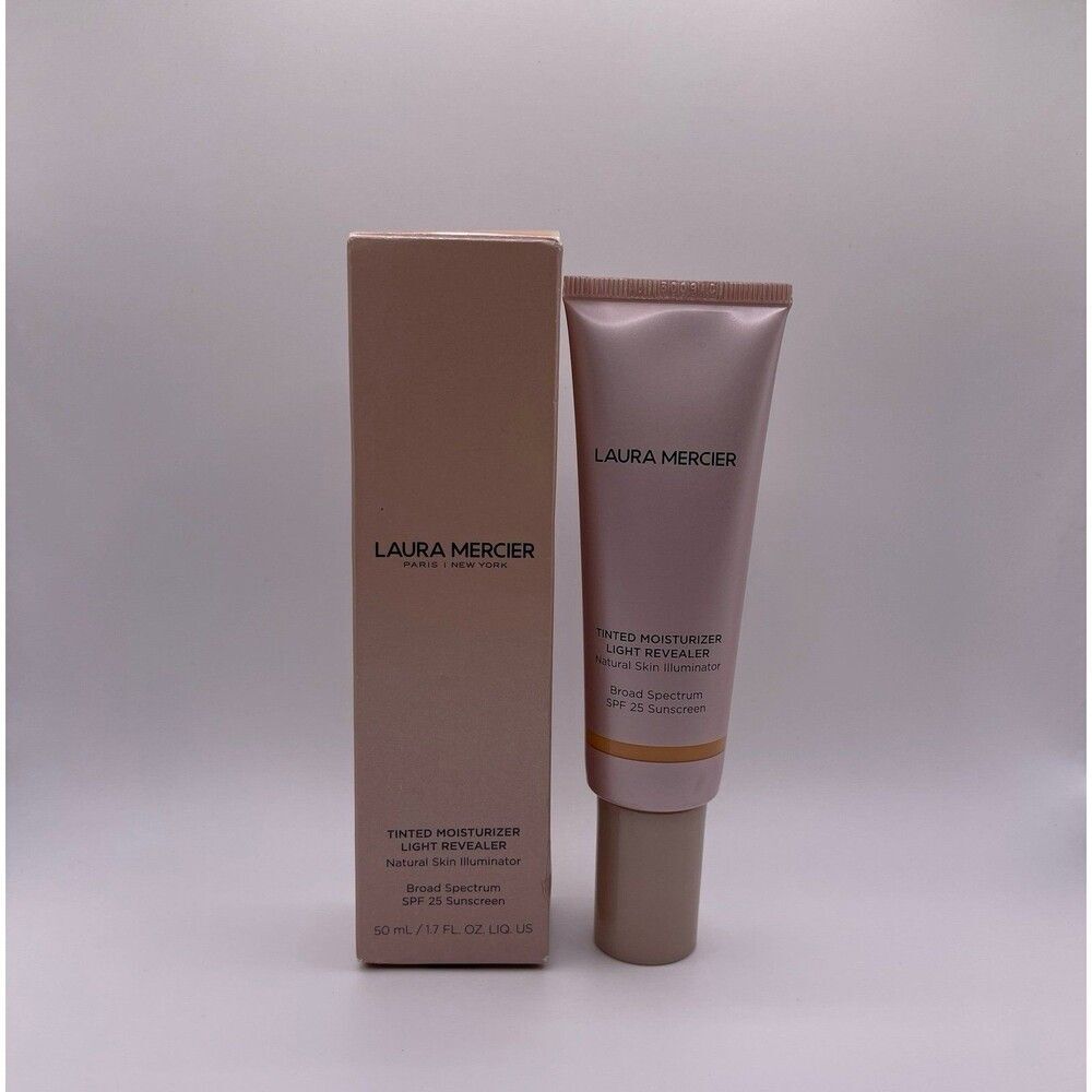 Laura Mercier Tinted Moisturizer SPF 25 Light Revealer Natural Skin Illuminator